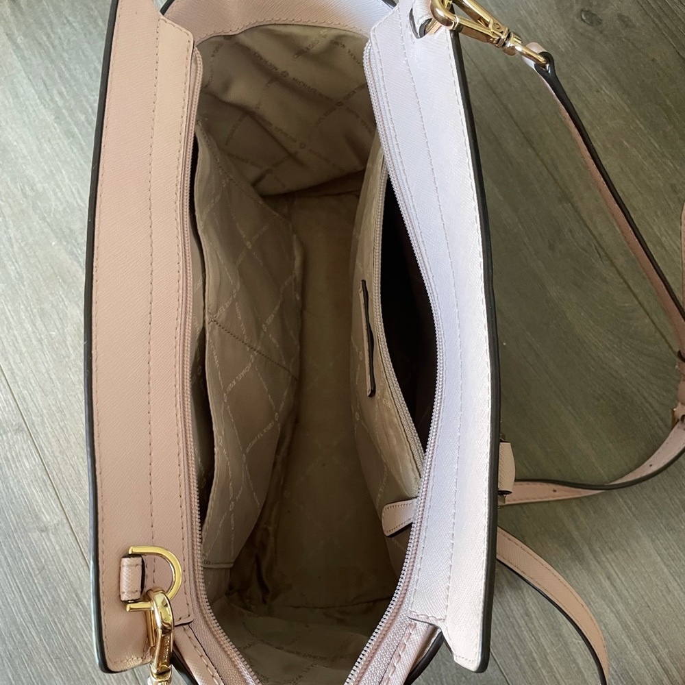 Michael Kors Purse - Picture 3 of 3
